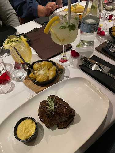 The Hussar Grill Walmer - Gqeberha