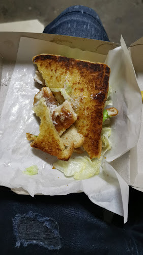 Opinii despre Chicken Licken Kempton Park Pretoria Road în Midrand - Hospitality and gastronomy