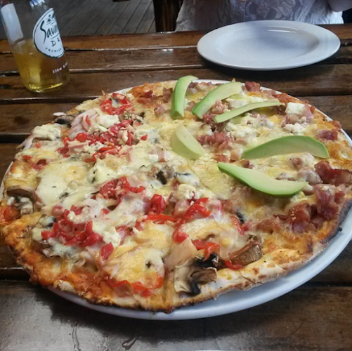 Opinii despre Rat & Parrot Grahamstown în Makhanda - Hospitality and gastronomy