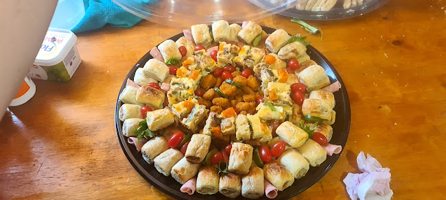 CRADOCK TRUCK STOP & Truck Wash & 24hrs Roadside Mechanical & Tyre Assistance - Hospitality and gastronomy