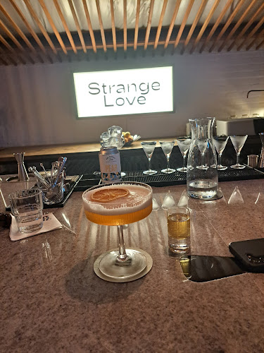 Comentarii opinii despre StrangeLove Cocktail Lounge by HOPE