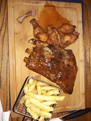 Bronco Creek Spur - Hospitality and gastronomy