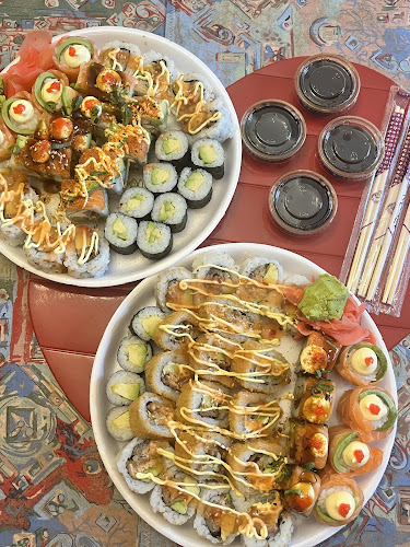 Huang Mei Sushi & Chinese Food - Hospitality and gastronomy