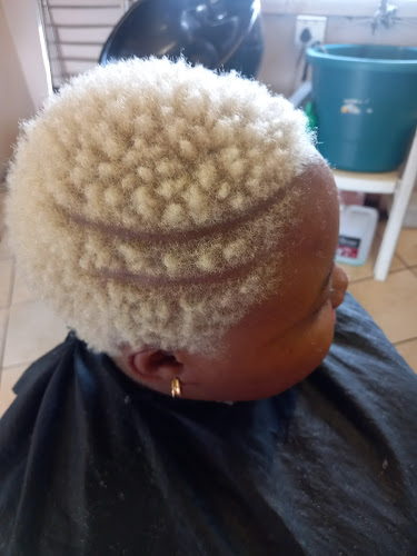 The Rock Tavern (Ha Ponke) - Mangaung