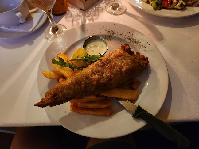 Opinii despre Blend Country Restaurant & Pub în Knysna - Hospitality and gastronomy