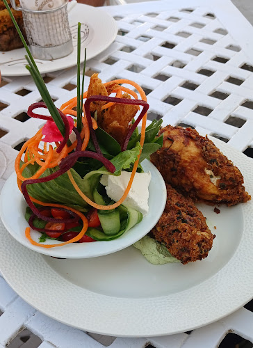 Comentarii opinii despre Olives and Plates Wits Club and Conference