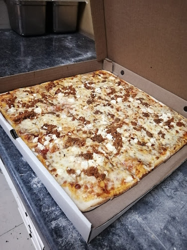 Pablo's Pizza - Hospitality and gastronomy