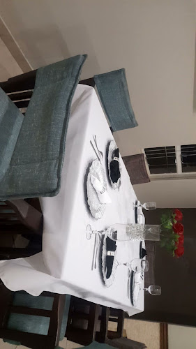 Del Albert Guest House & Diner