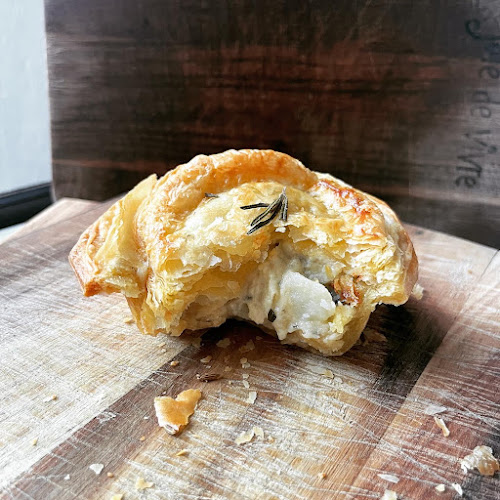 Comentarii opinii despre The Sourloaf Bakery