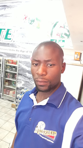 Comentarii opinii despre TOPS at SPAR Piet Retief