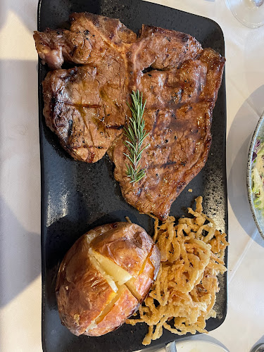 Comentarii opinii despre The Baron Woodmead