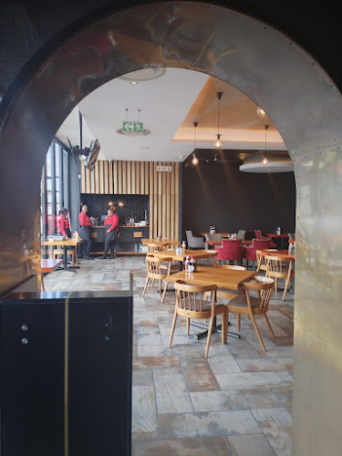 Comentarii opinii despre #GalaxyThePlaceToBe