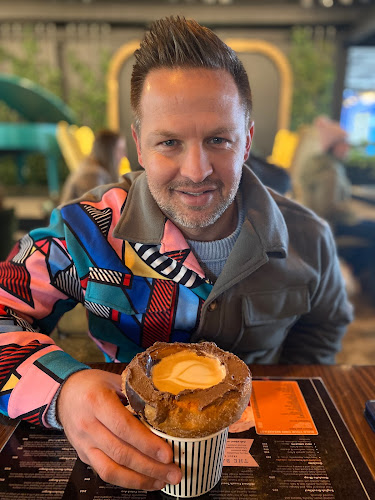 Comentarii opinii despre West Cafe