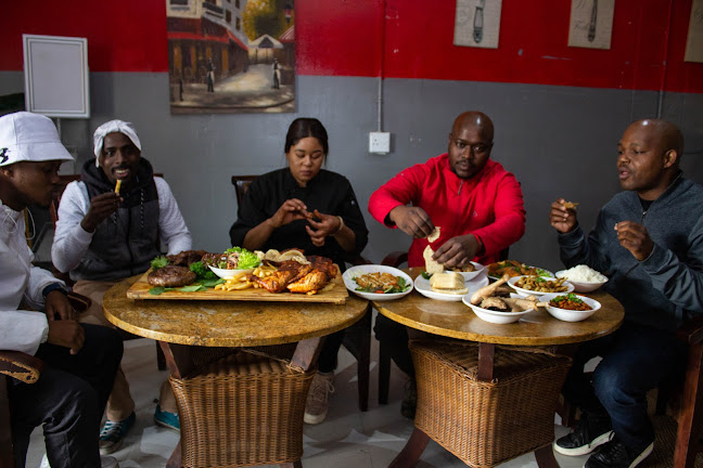 Comentarii opinii despre Kwethukuhle family Restaurant..Pub&Grill