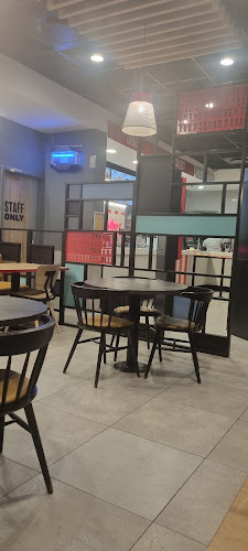 Mall, Edenvale Rd Meadowdale, Sunnyrock, Germiston, 1401