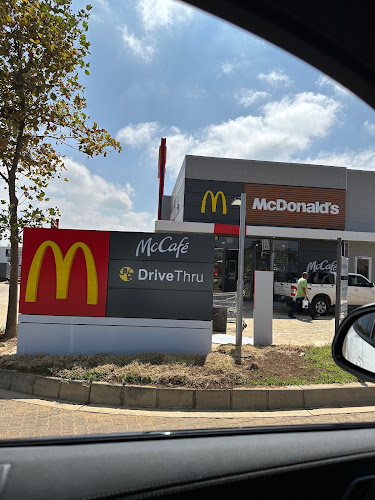 McDonald's Brentwood Mall Drive-Thru - Hospitality and gastronomy