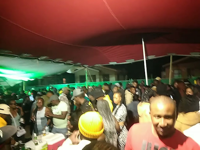 Comentarii opinii despre House 81 The Parliament