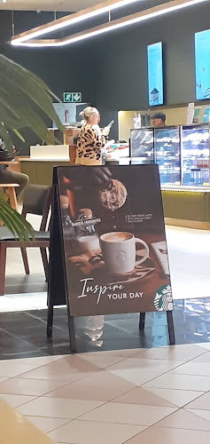 Starbucks Cavendish Square - Hospitality and gastronomy