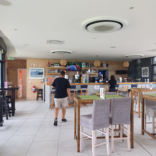 Comentarii opinii despre Caught & Bowled Bistro