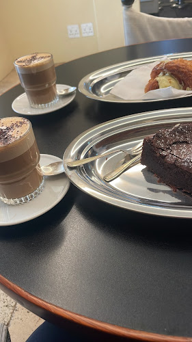 Opinii despre Lello’s Caffè Espresso Bar în Cape Town - Hospitality and gastronomy