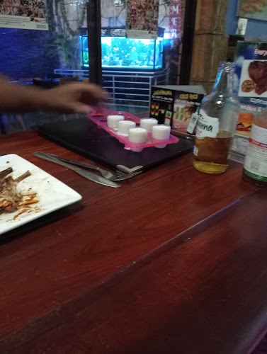 Opinii despre Tsunami Beach Bar în Benoni - Hospitality and gastronomy