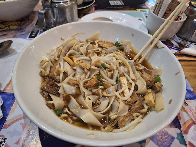 Simply Asia Brooklyn Mall - Hospitality and gastronomy