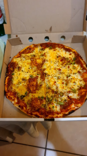 Comentarii opinii despre The Apple Bite Roadhouse & Pizzeria