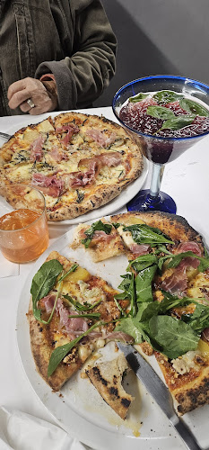 Lina Pizza Hermanus - Hospitality and gastronomy