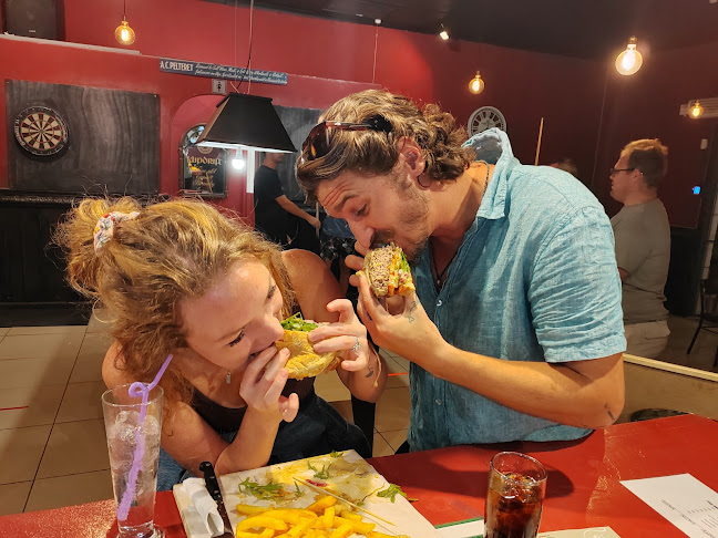 John's Pub - Bar & Grill - Worcester