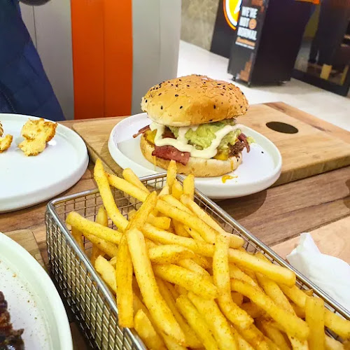 RocoMamas Nelson Mandela Square - Halaal - Sandton