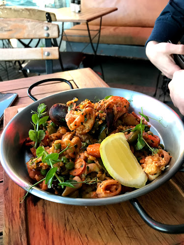 Opinii despre Sotano în Cape Town - Hospitality and gastronomy