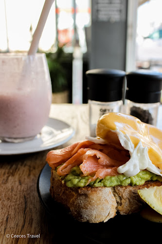 85A Regent Rd, Sea Point, Cape Town, 8060