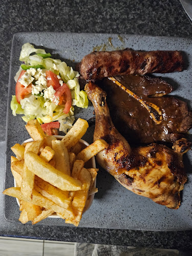 Lelo's Restaurant & Bar