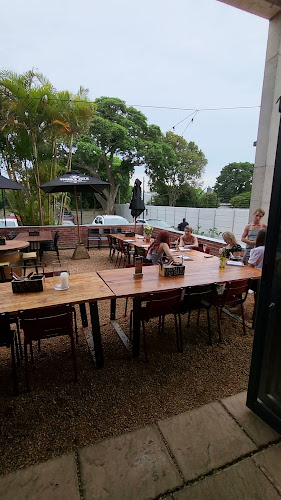 Comentarii opinii despre Tiger's Milk Moffett on Main