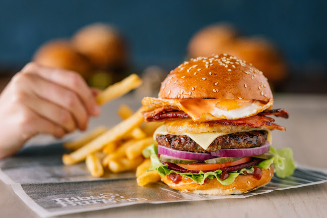 Opinii despre Ribs & Burgers Harvest Place în Kempton Park - Hospitality and gastronomy