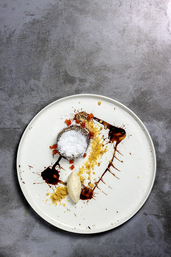 Phaka Restaurant - Hospitality and gastronomy