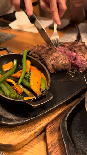 Opinii despre Jackson and Black Grill & Pizzeria | PAARL în Paarl - Hospitality and gastronomy