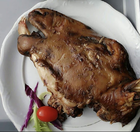 SAVANNAH CAFE RESTAURANT - Hospitality and gastronomy