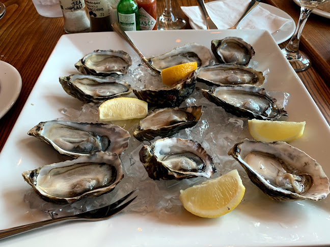 Platia Restaurant - Hospitality and gastronomy