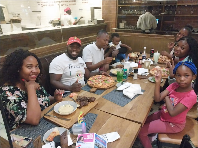 Opinii despre Casa Bella Montecasino în Fourways - Hospitality and gastronomy