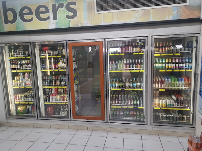 Comentarii opinii despre Wes Coast Liquor