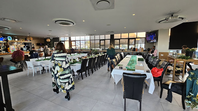 Caught & Bowled Bistro - Hospitality and gastronomy