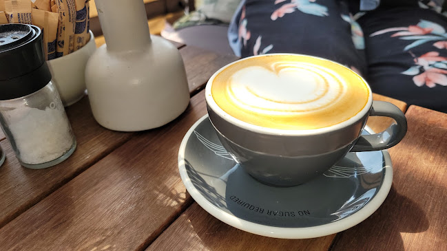 Frank's Coffee & Bagel Bar - Cape Town