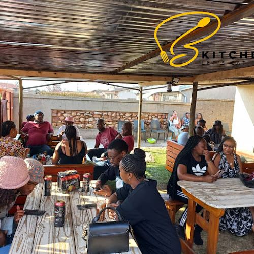 Bs Kitchen "Lets Eat"