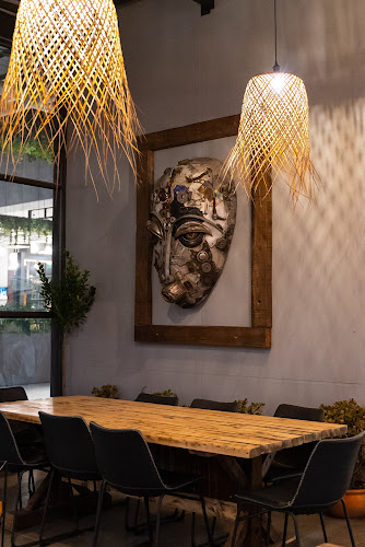 Design Quarter Shopping Centre Shop 03 Corner Leslie Avenue, Winnie Mandela Dr, Fourways, Johannesburg, 2188