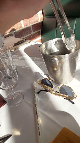 Opinii despre The Hussar Grill Forest Walk în Pretoria - Hospitality and gastronomy