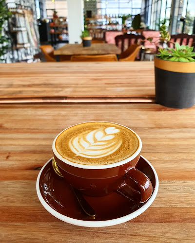 Opinii despre Hooked Coffee Co în Midrand - Hospitality and gastronomy