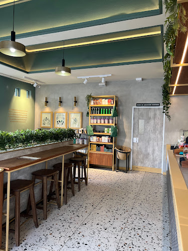 Starbucks Parkhurst - Randburg