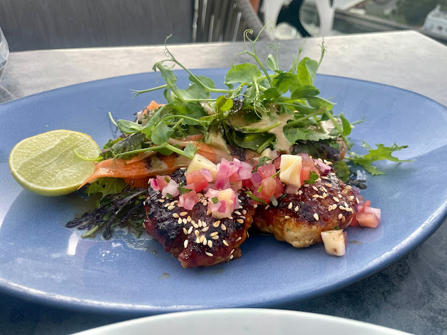 Comentarii opinii despre Skybar