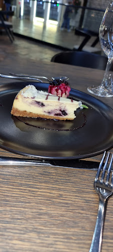 Kream Restaurant Montecasino - Hospitality and gastronomy